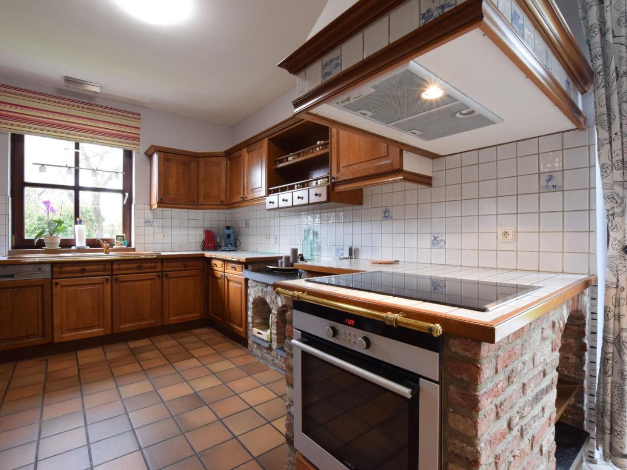 Cozy Holiday Home In Noville With Private Terrace Luzery Экстерьер фото